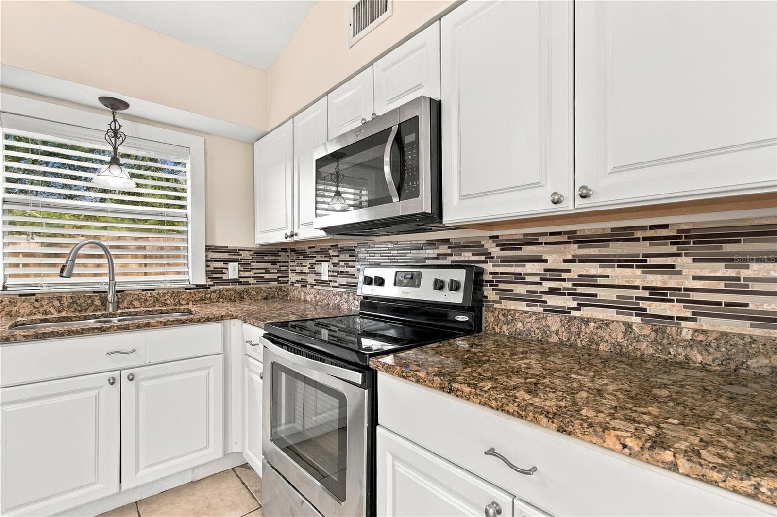 Single Family Residence at 10312 LAKE CARROLL WAY, TAMPA, photo 20 of 100