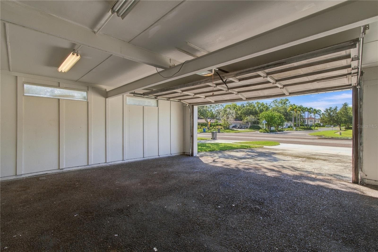 2 Car Garage - 10312 LAKE CARROLL WAY, TAMPA