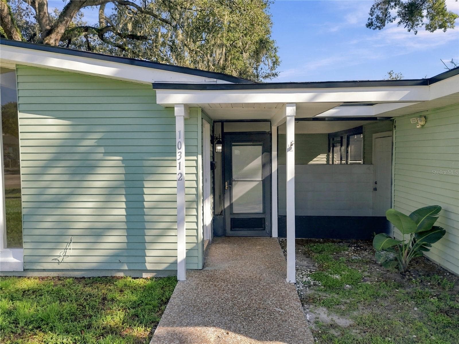 Single Family Residence at 10312 LAKE CARROLL WAY, TAMPA, photo 70 of 100