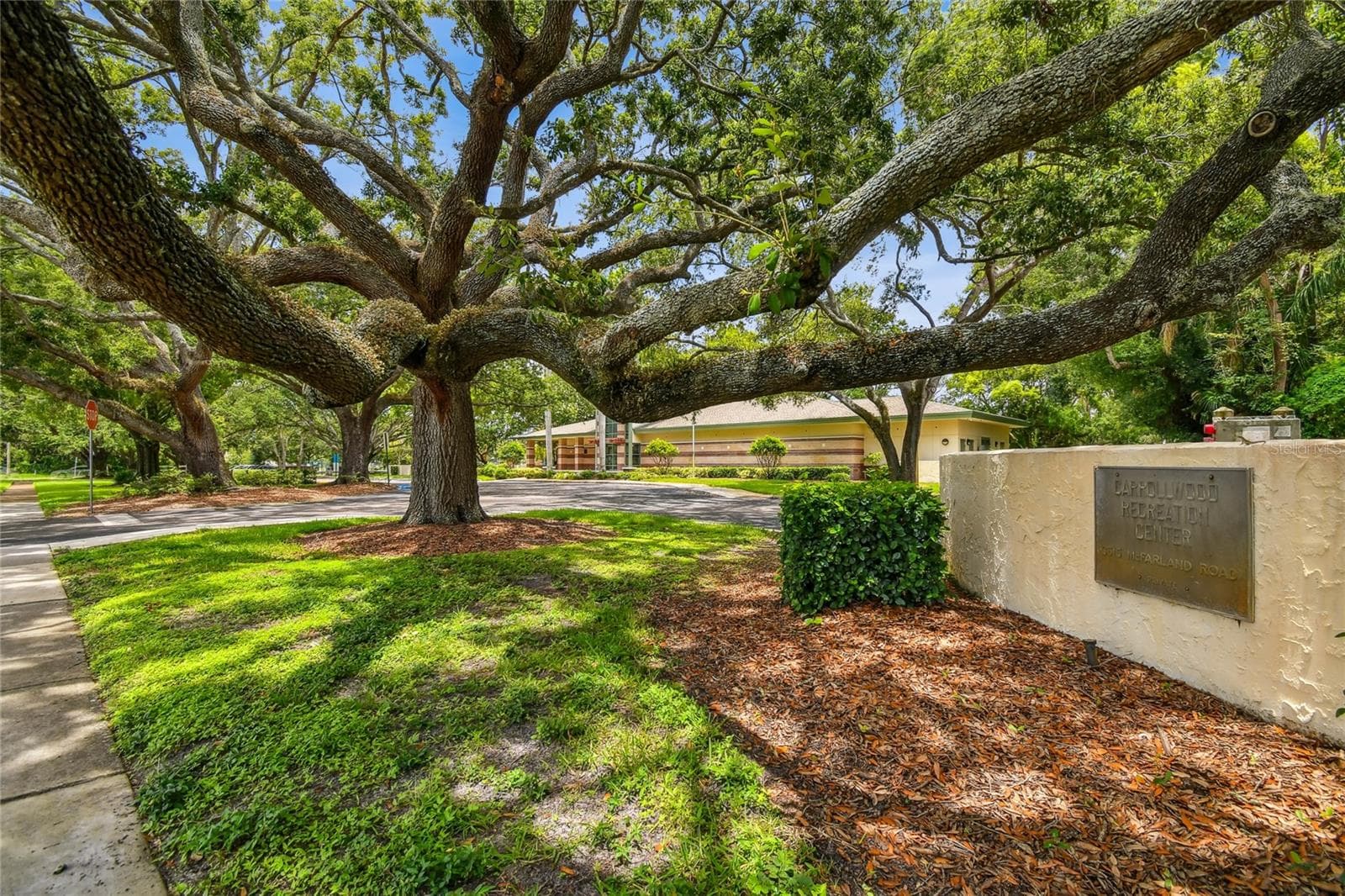 Single Family Residence at 10312 LAKE CARROLL WAY, TAMPA, photo 88 of 100