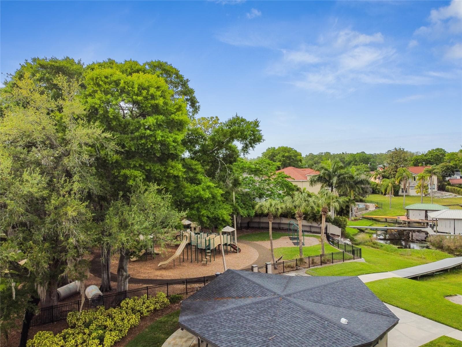 Single Family Residence at 10312 LAKE CARROLL WAY, TAMPA, photo 91 of 100