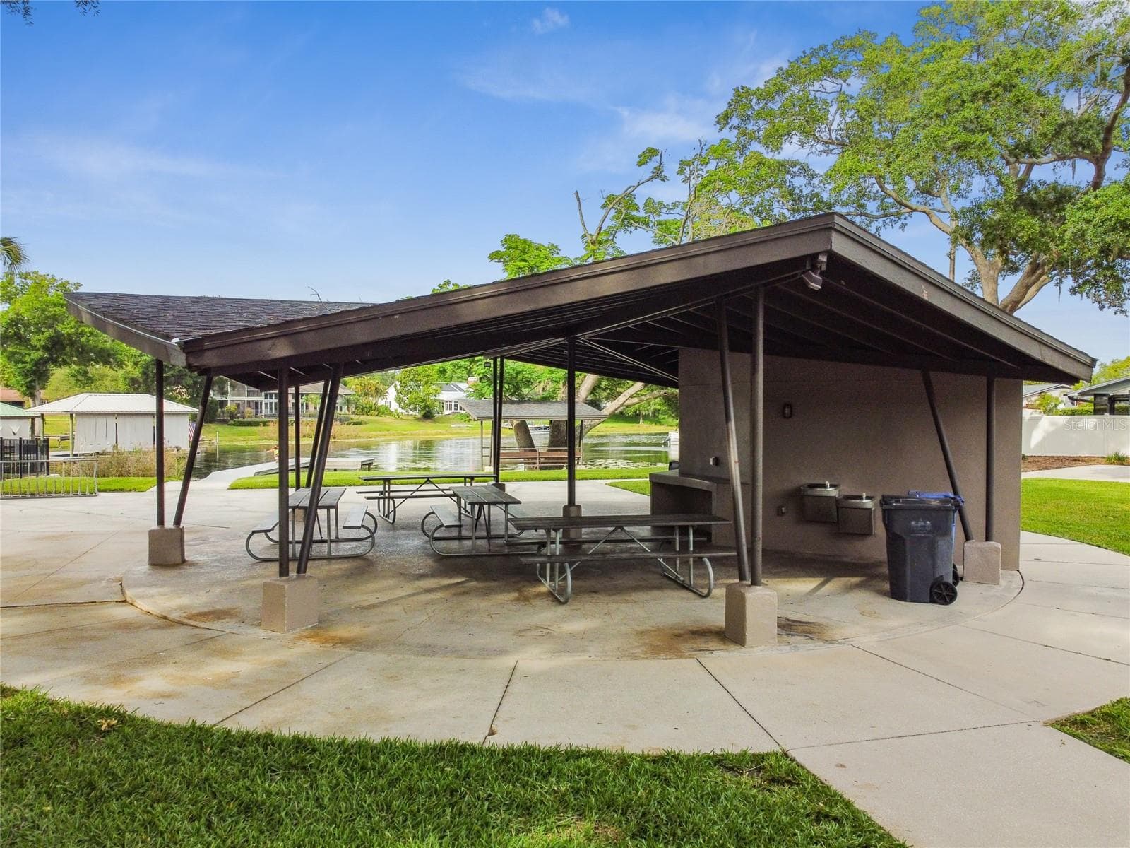 Single Family Residence at 10312 LAKE CARROLL WAY, TAMPA, photo 93 of 100