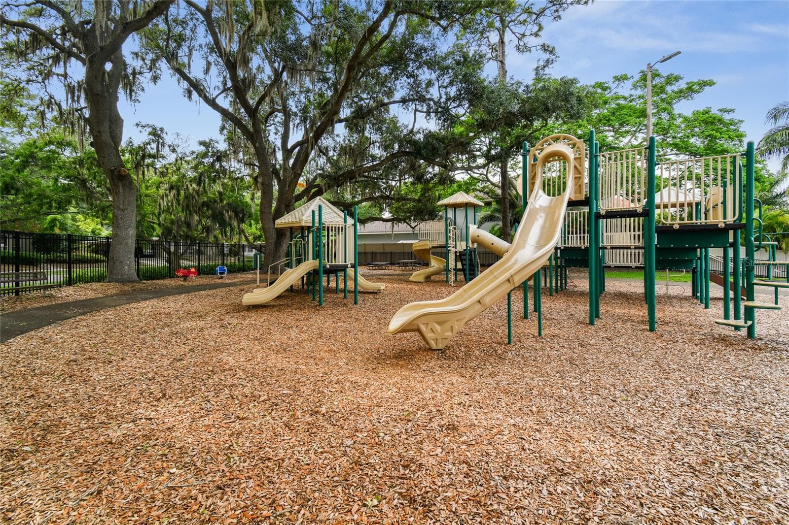 Single Family Residence at 10312 LAKE CARROLL WAY, TAMPA, photo 99 of 100