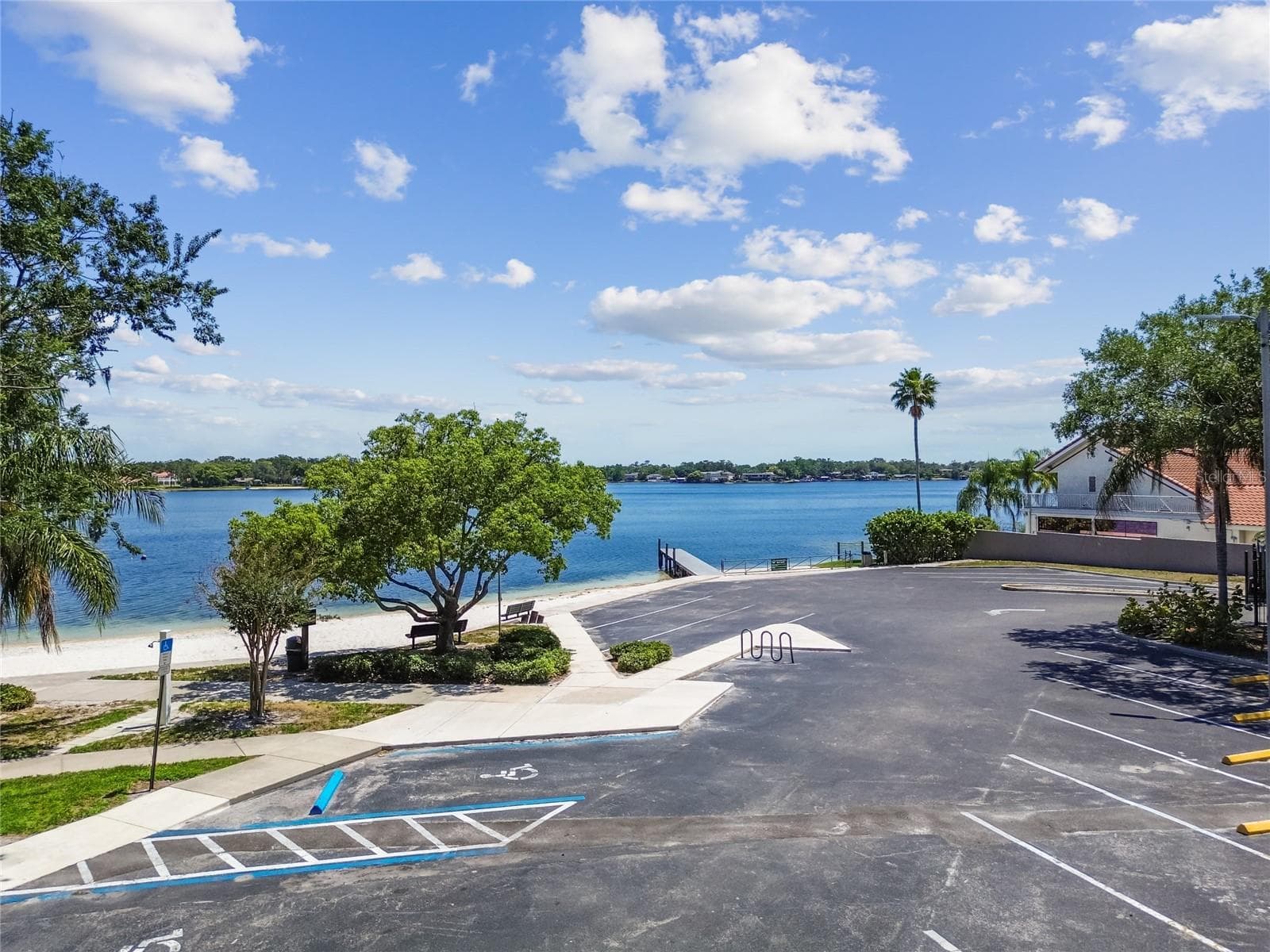 Single Family Residence at 10312 LAKE CARROLL WAY, TAMPA, photo 100 of 100
