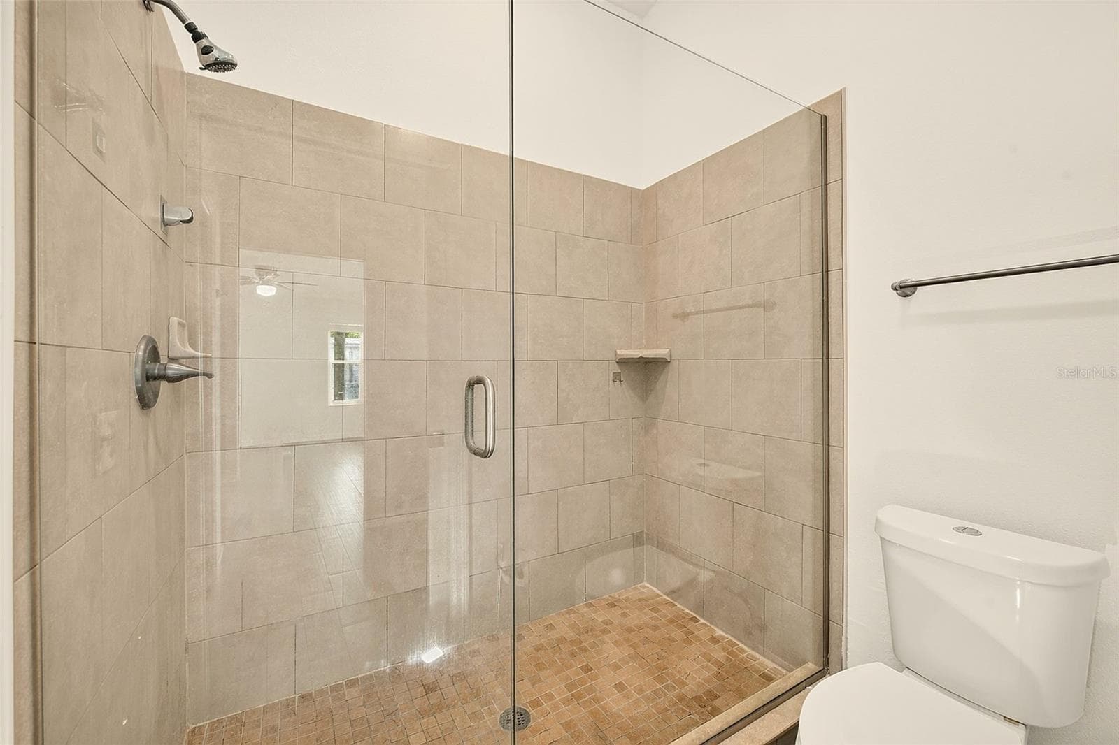Single Family Residence at 14334 CHANNEL DR, LARGO, photo 15 of 59