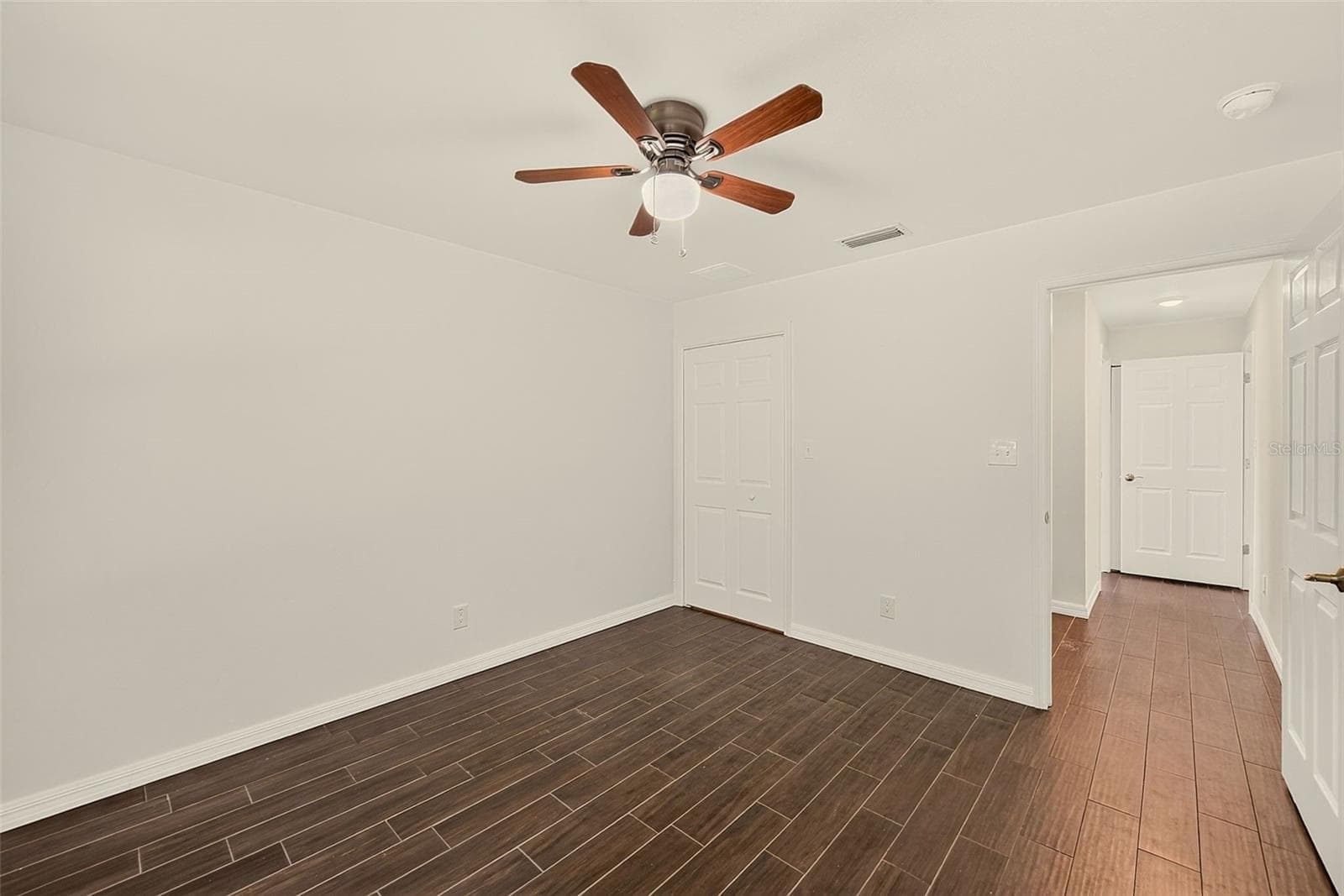 Single Family Residence at 14334 CHANNEL DR, LARGO, photo 18 of 59