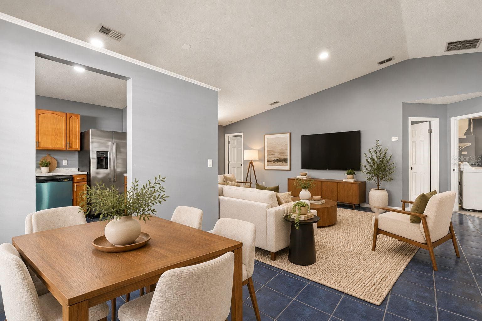 Virtually Staged - 1969 SHEELER OAKS DR, APOPKA