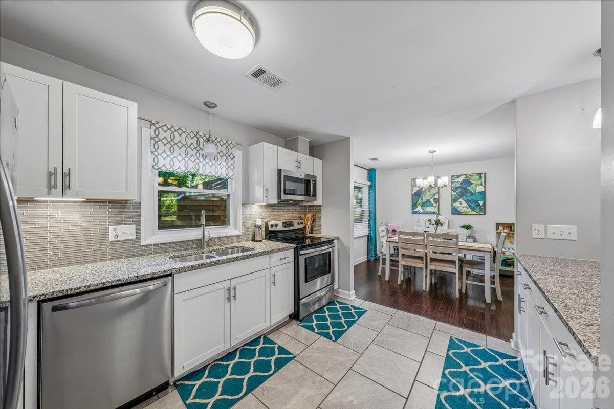 Townhouse at 6000 Gate Post Road, Charlotte, photo 42 of 47