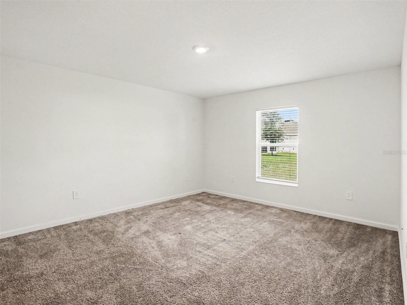 Single Family Residence at 3085 BLUE BONNET LN, OSTEEN, photo 6 of 14