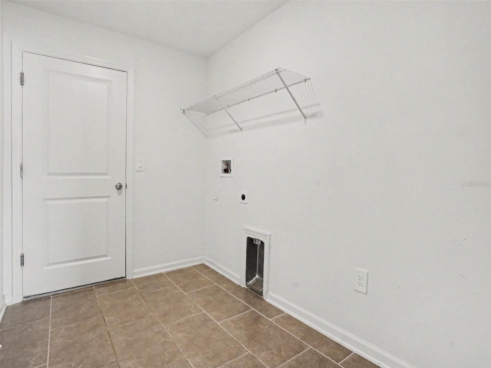 Single Family Residence at 3085 BLUE BONNET LN, OSTEEN, photo 13 of 14