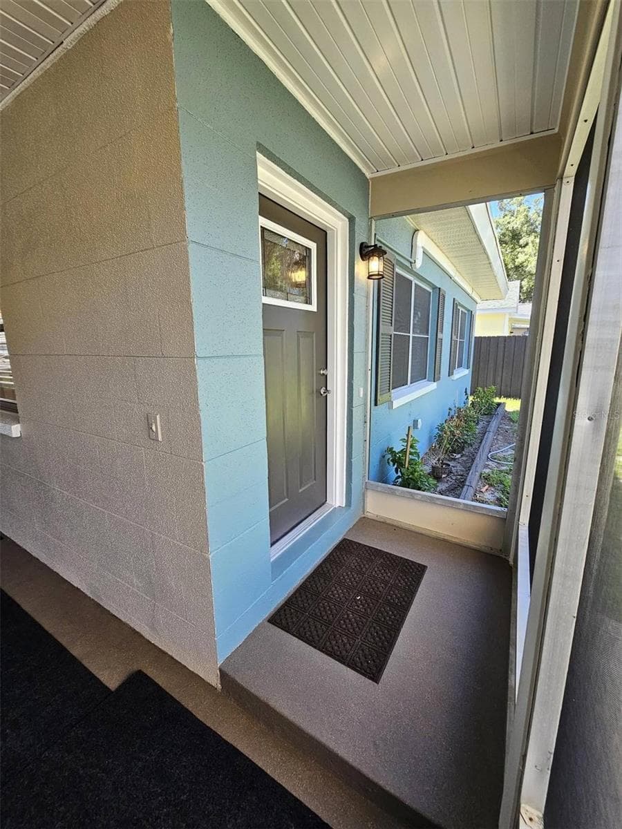 Single Family Residence at 3113 25TH ST N, ST PETERSBURG, photo 3 of 47
