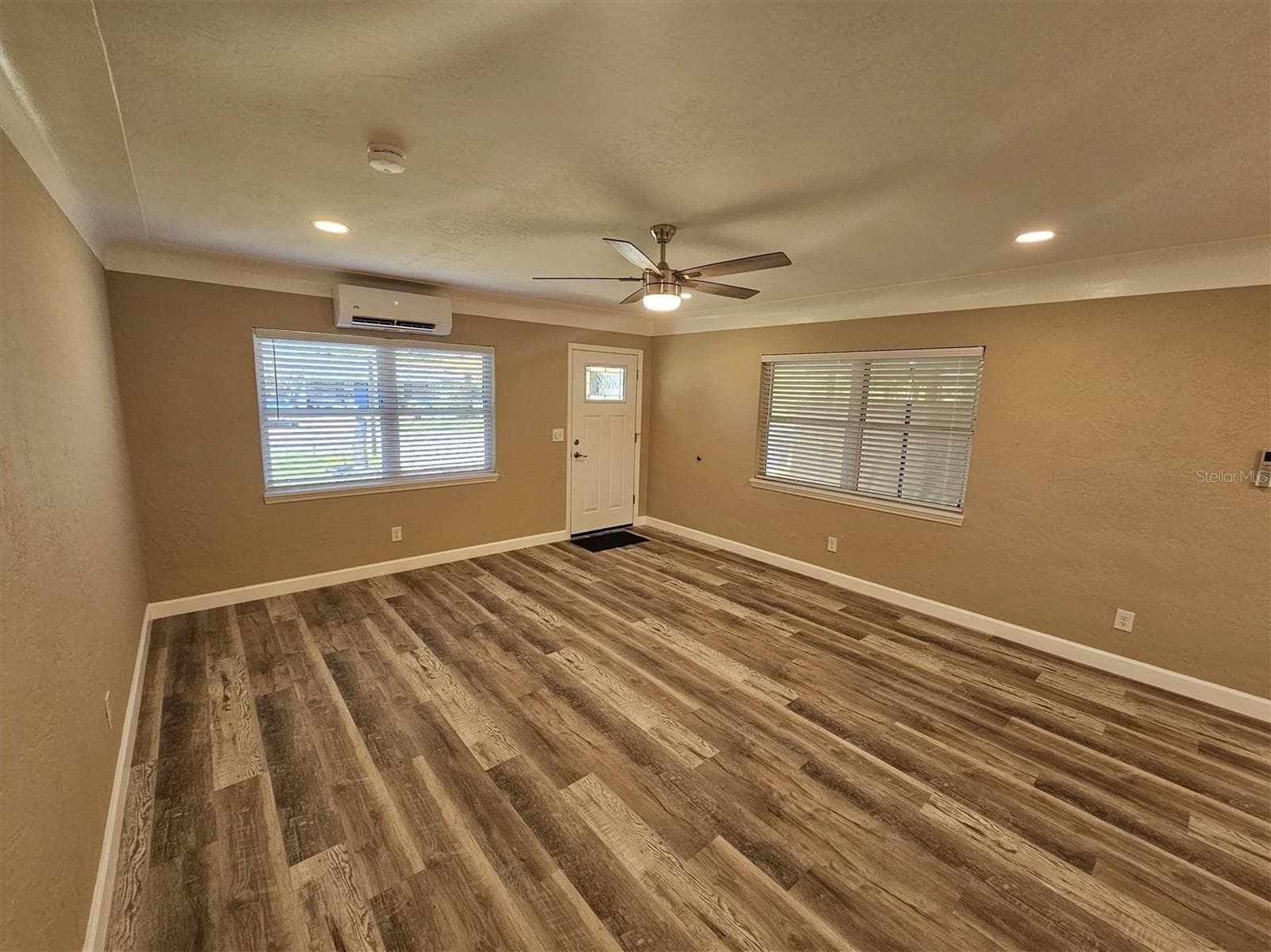Single Family Residence at 3113 25TH ST N, ST PETERSBURG, photo 6 of 47