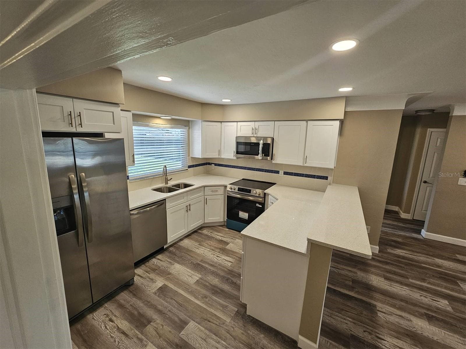 Single Family Residence at 3113 25TH ST N, ST PETERSBURG, photo 9 of 47