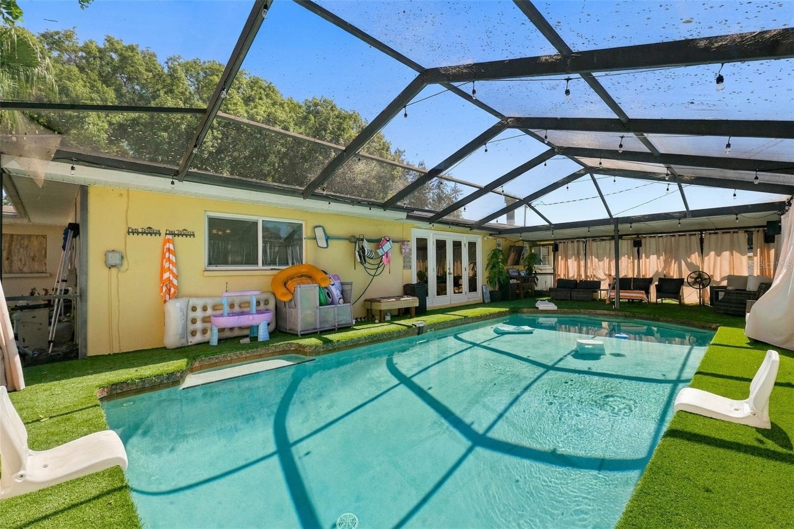 Single Family Residence at 1356 WOODCREST AVE, CLEARWATER, photo 33 of 39