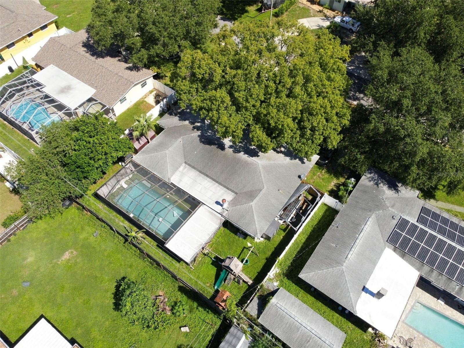 Single Family Residence at 1356 WOODCREST AVE, CLEARWATER, photo 38 of 39