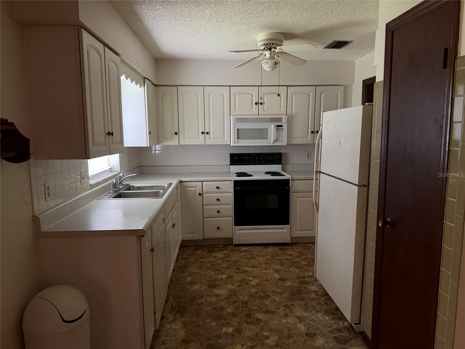 Single Family Residence at 1316 SE 17TH ST, OCALA, photo 16 of 46