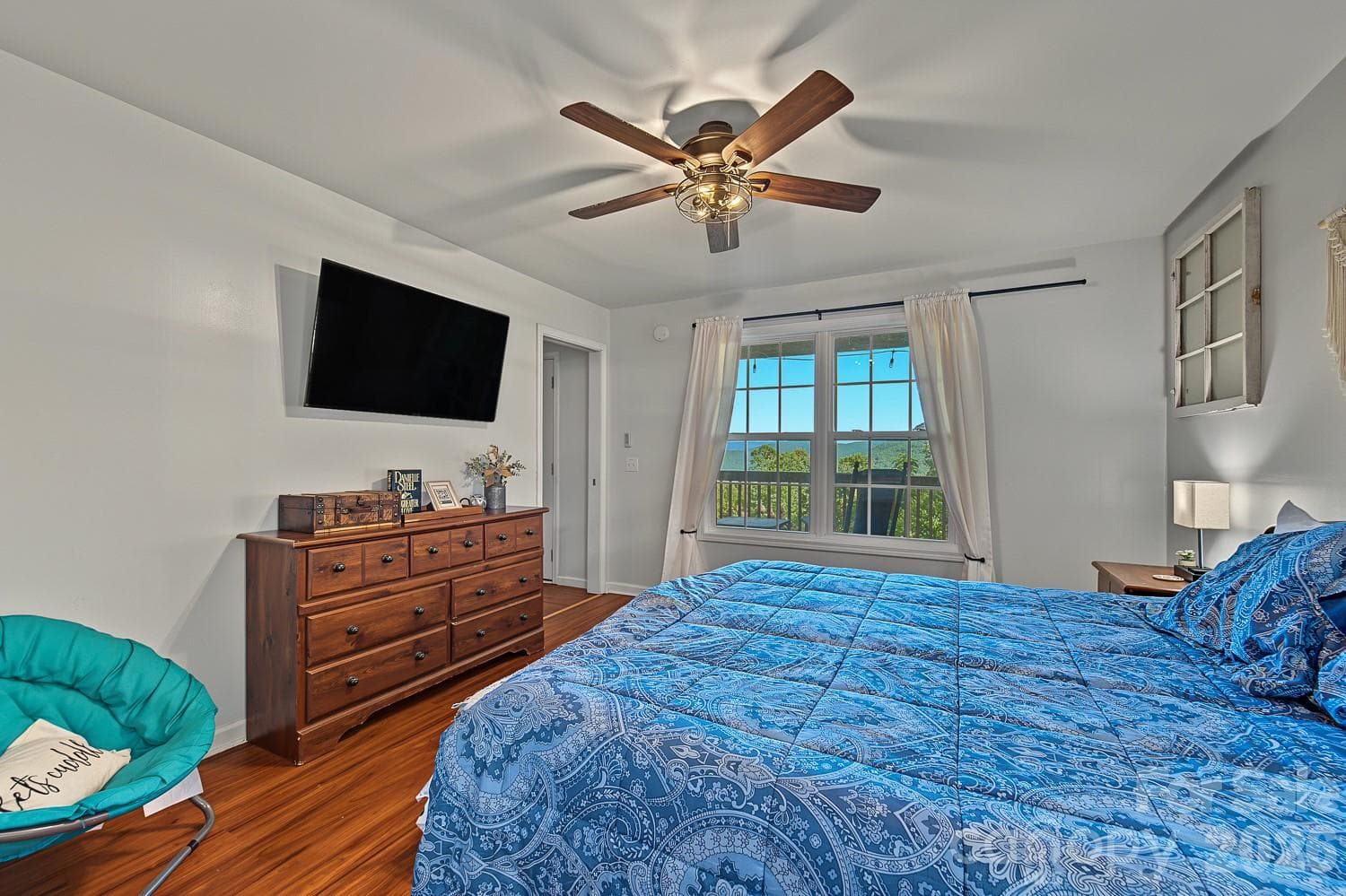 Single Family Residence at 185 Paseos Drive, Cullowhee, photo 13 of 21