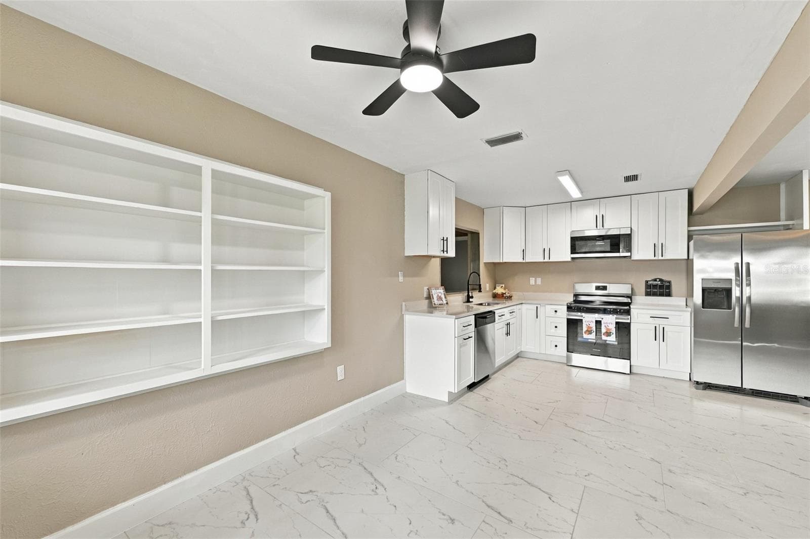 Single Family Residence at 1717 8TH ST W, PALMETTO, photo 16 of 58