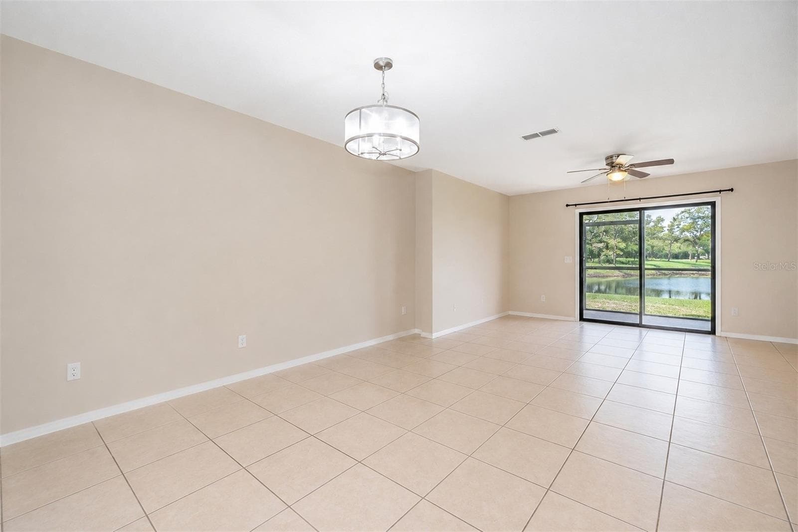 Condominium at 129 WHITE FAWN DR #1290, DAYTONA BEACH, photo 6 of 26
