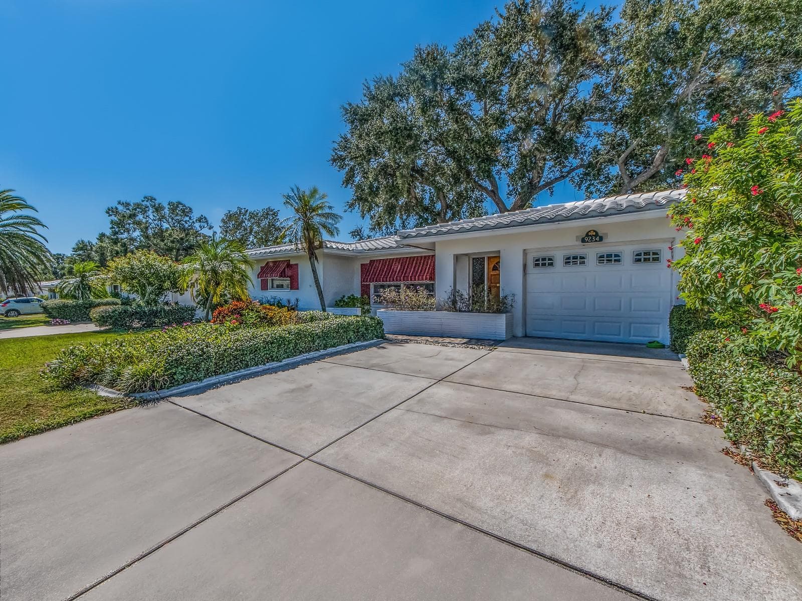 Single Family Residence at 9234 141ST ST, SEMINOLE, photo 3 of 43
