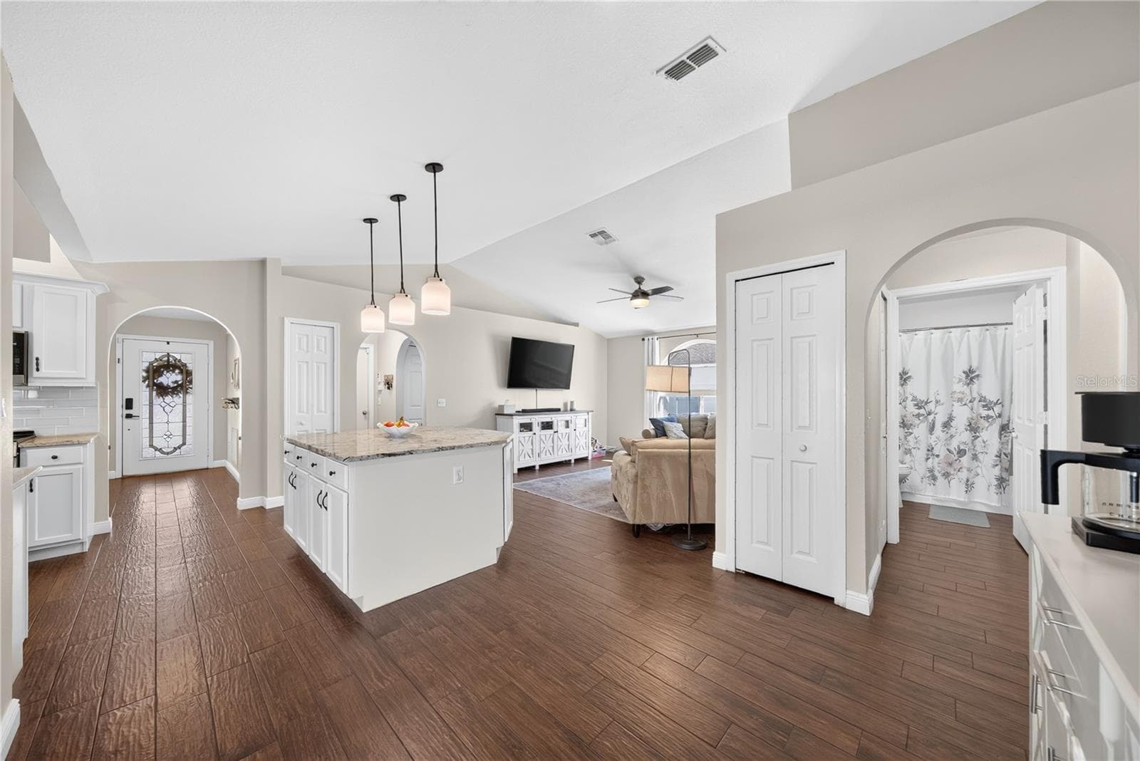 Single Family Residence at 8 LAKEVIEW RESERVE BLVD, WINTER GARDEN, photo 21 of 38