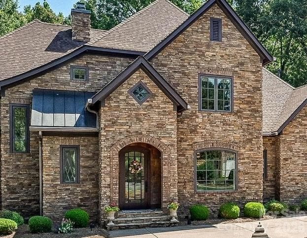 Front Entry - 2320 Brawinal Court, Monroe