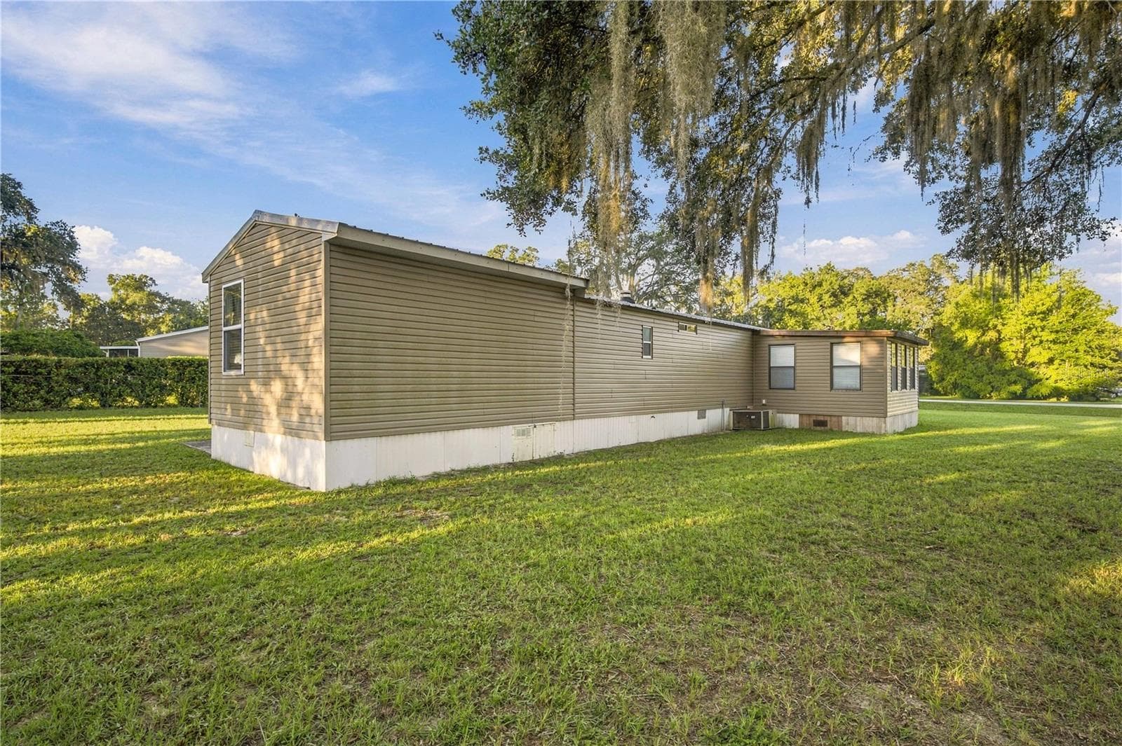 Manufactured Home at 9425 SW 30TH AVE, OCALA, photo 6 of 29