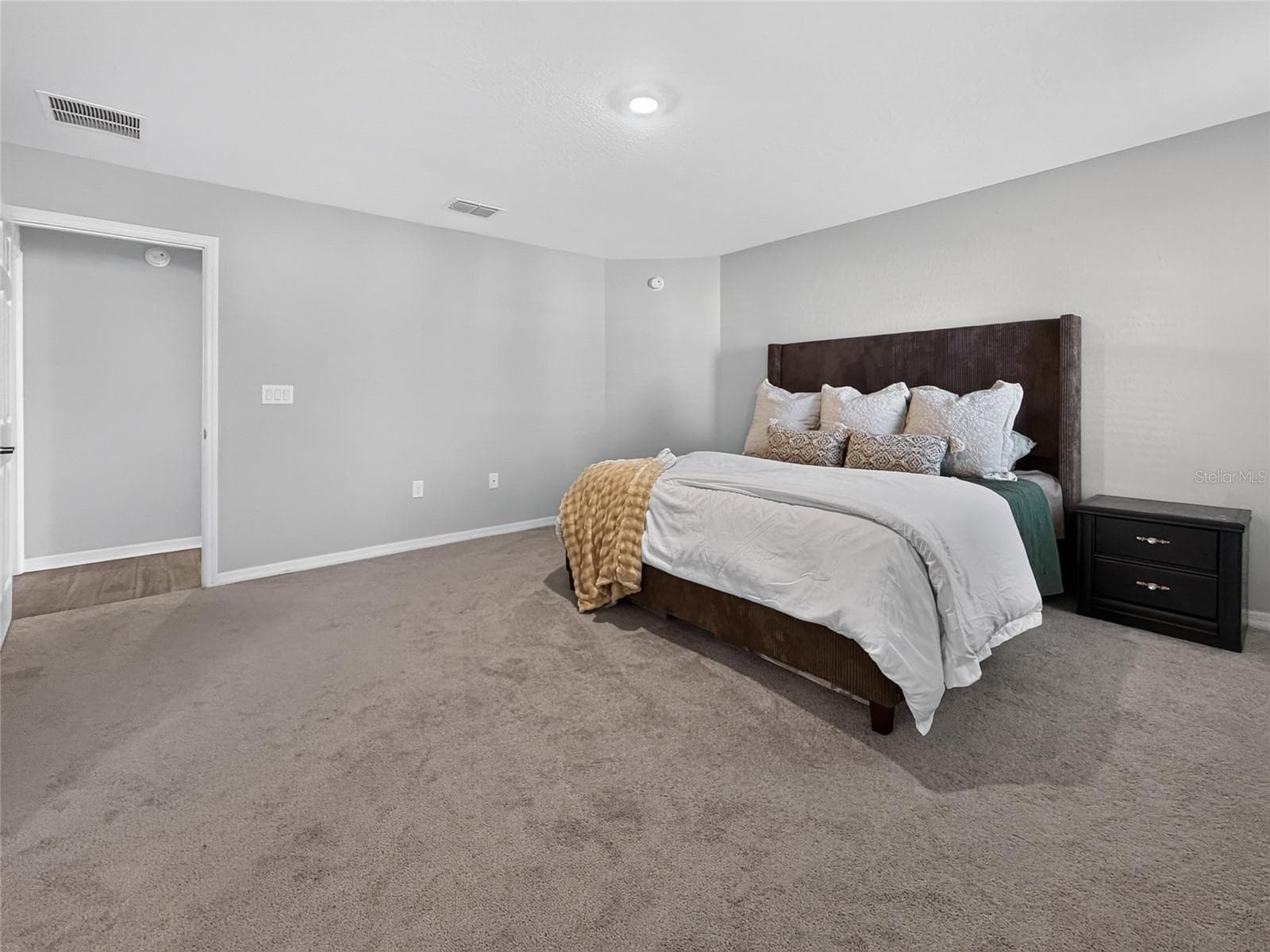 Single Family Residence at 1244 MEZZAVALLE WAY, AUBURNDALE, photo 15 of 41