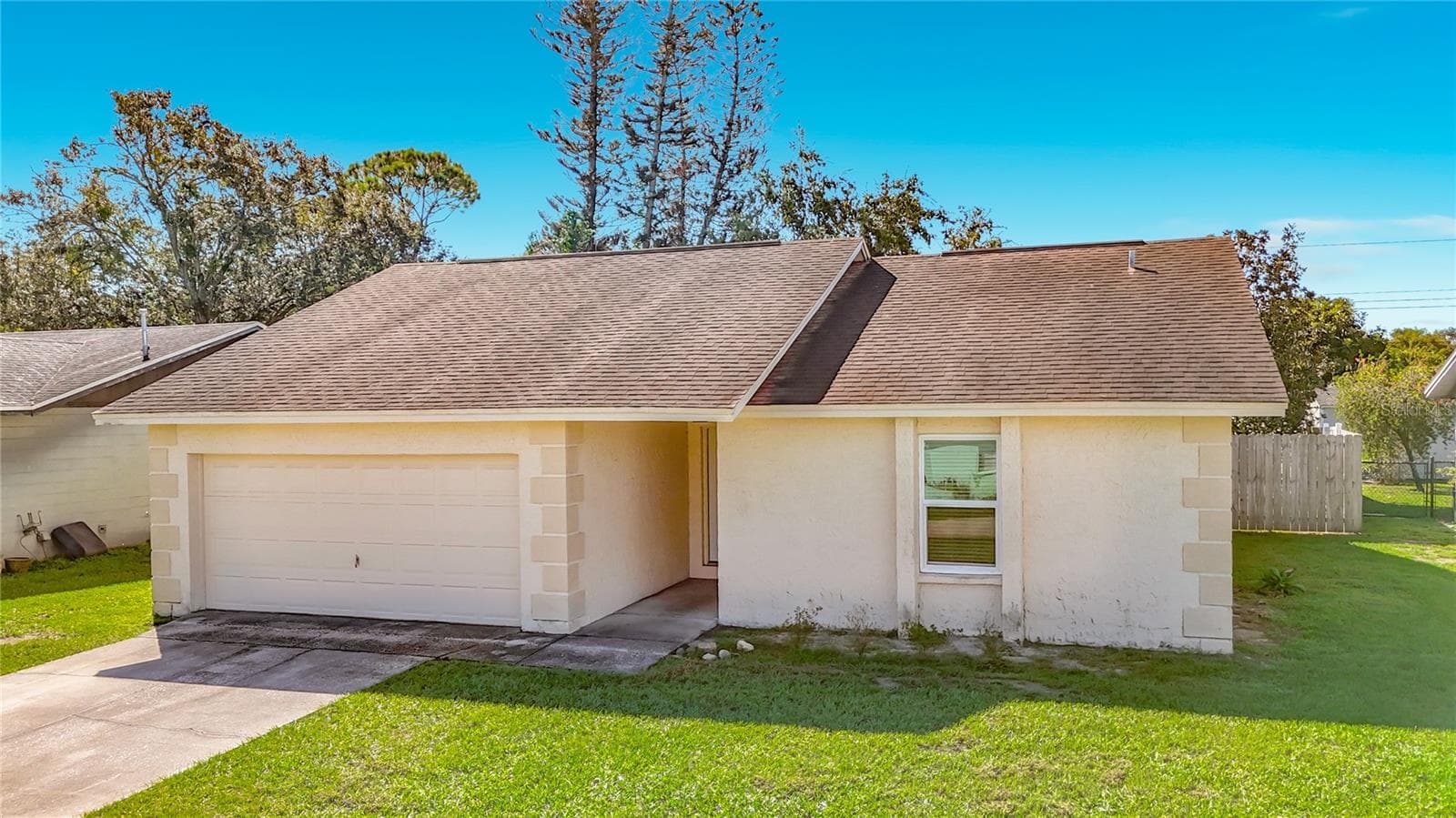 Single Family Residence at 3749 FEATHER DR, LAKELAND, photo 3 of 26