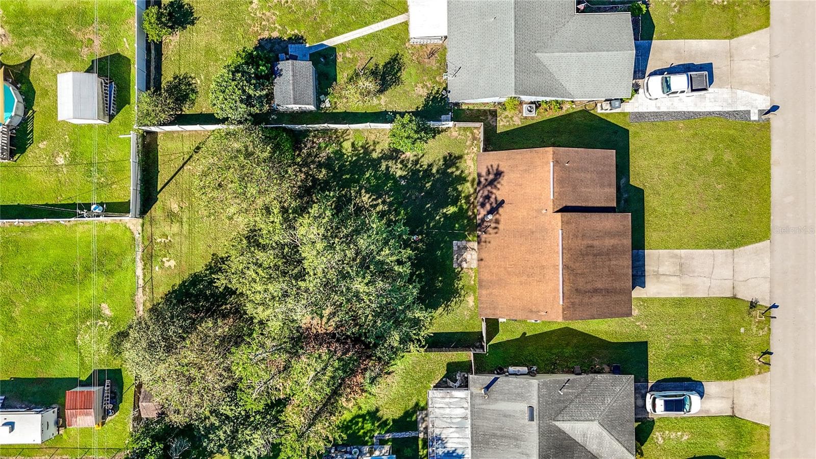 Single Family Residence at 3749 FEATHER DR, LAKELAND, photo 6 of 26