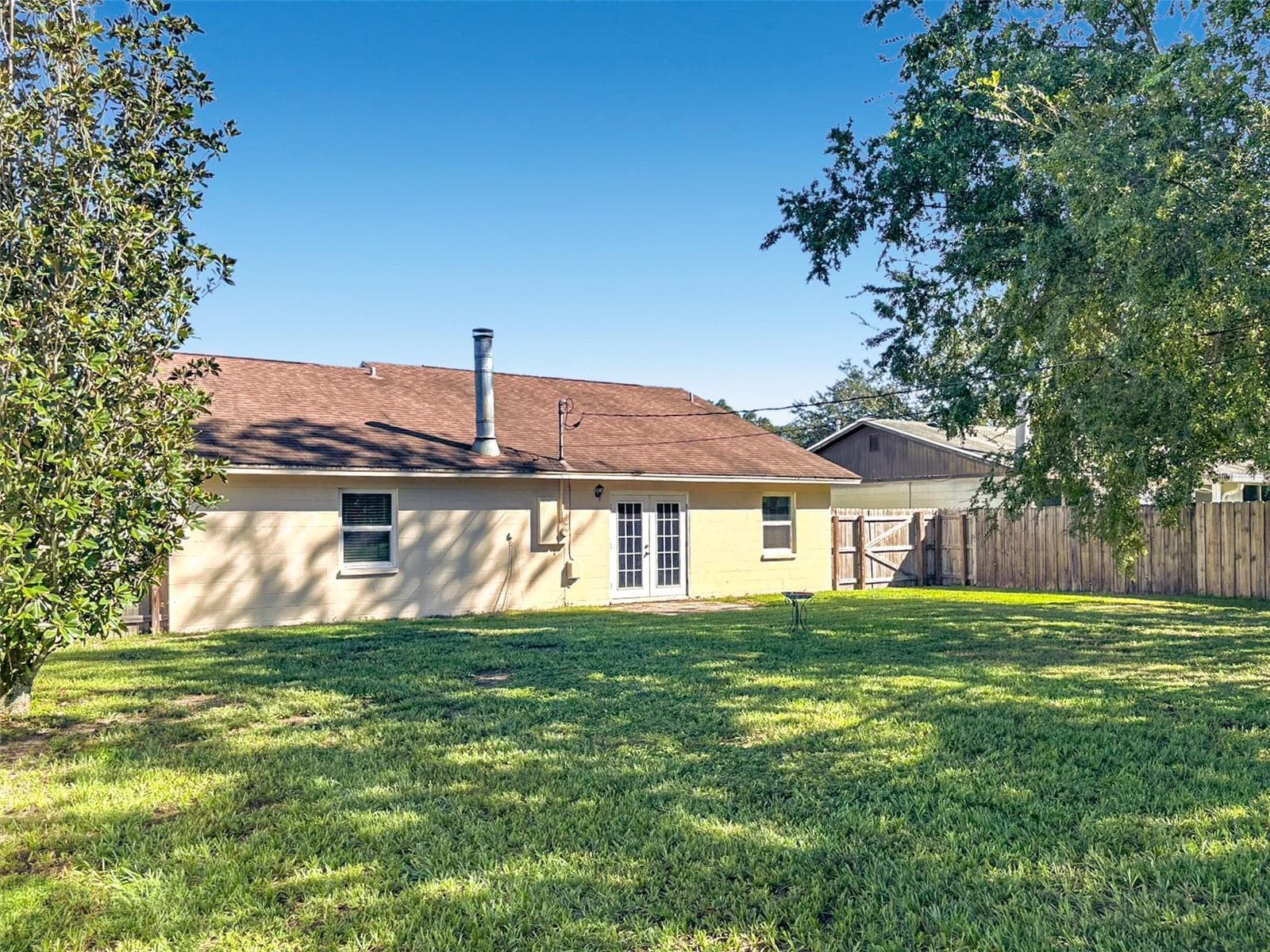 Single Family Residence at 3749 FEATHER DR, LAKELAND, photo 7 of 26