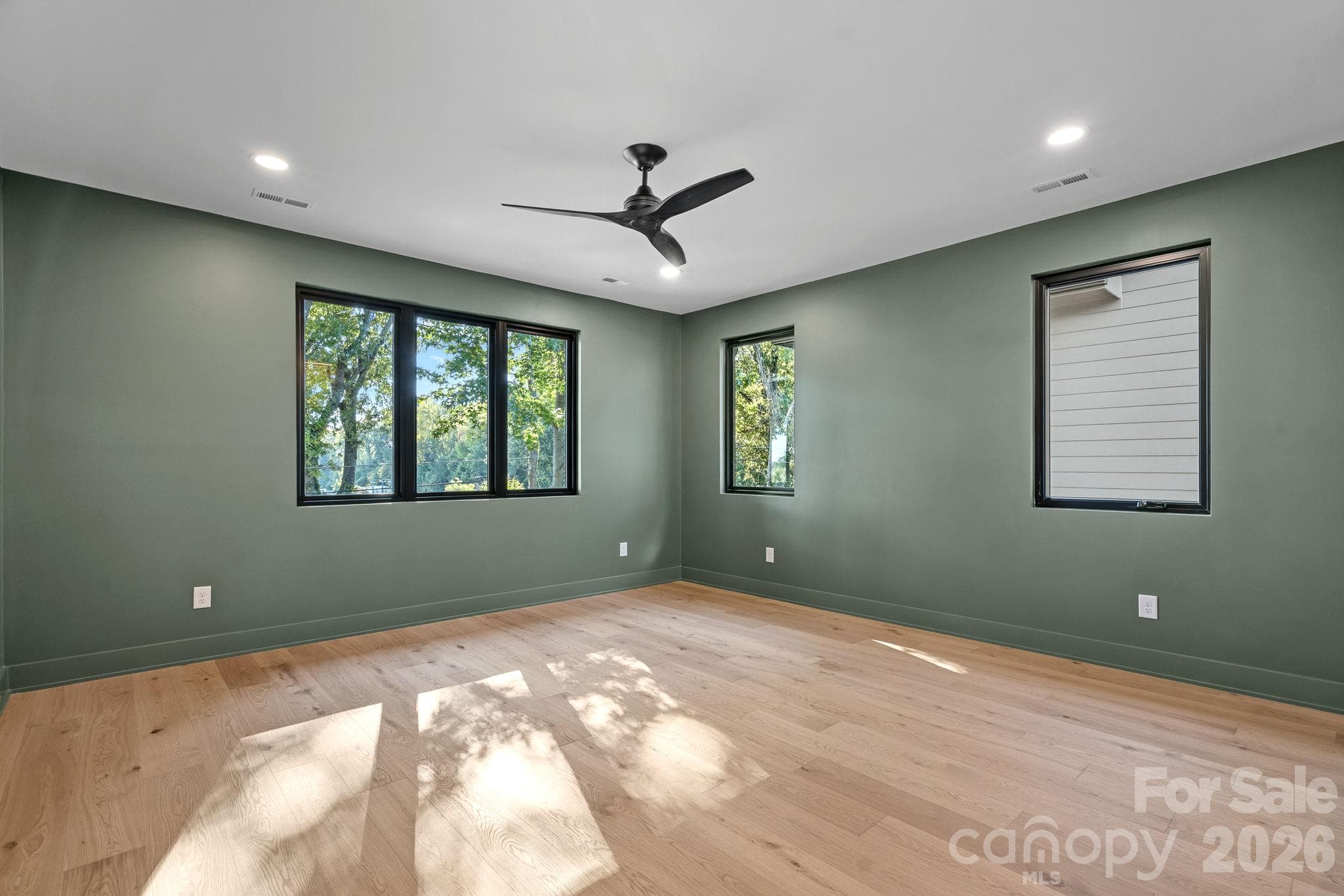 Single Family Residence at 413 Plymouth Avenue, Charlotte, photo 25 of 48