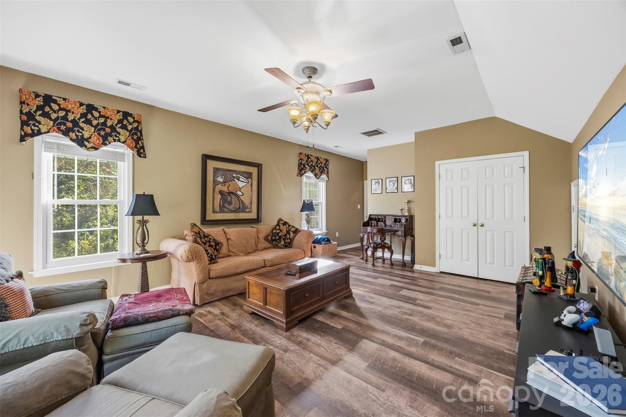 Single Family Residence at 10639 Quarrier Drive, Cornelius, photo 38 of 48