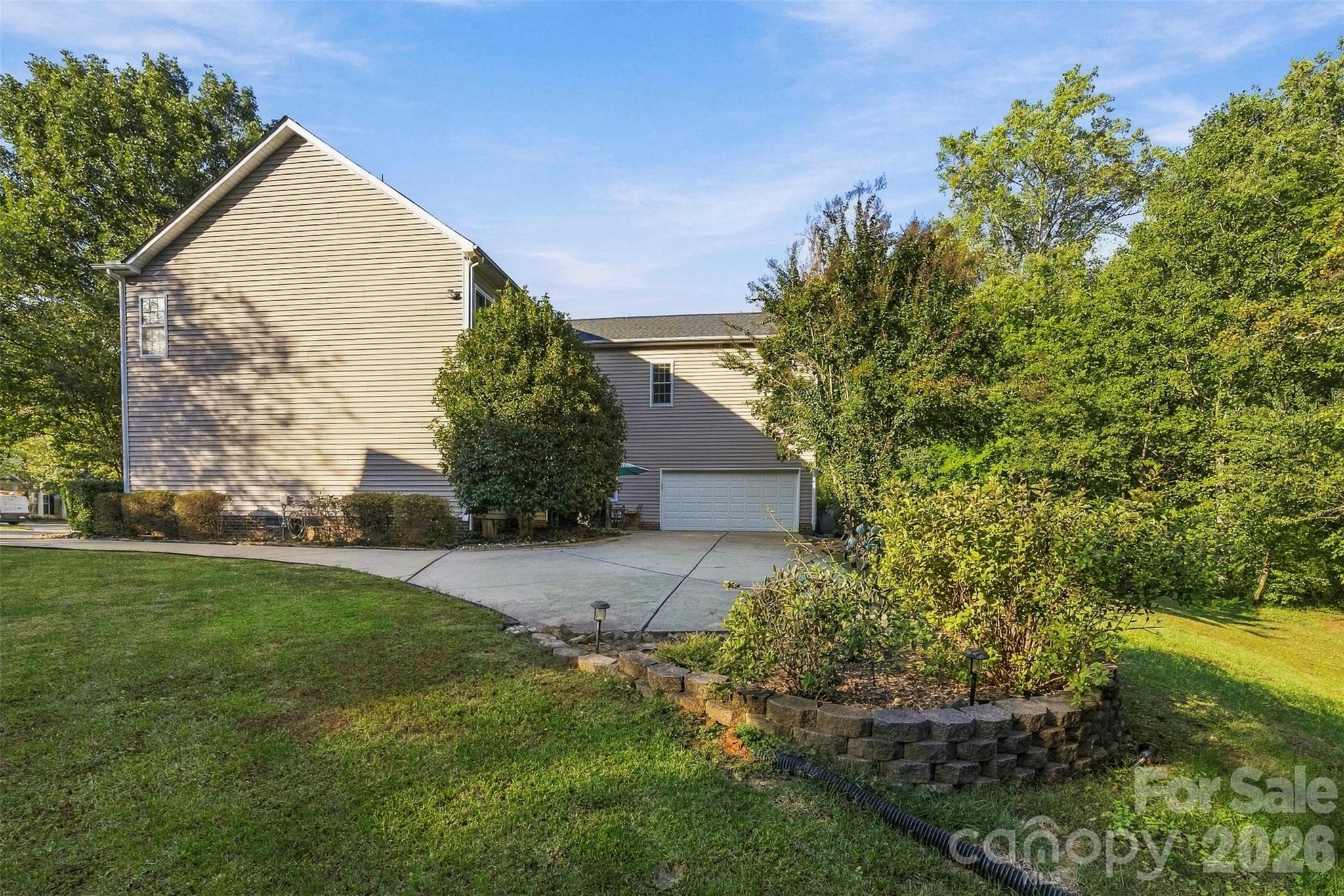Single Family Residence at 10639 Quarrier Drive, Cornelius, photo 42 of 48