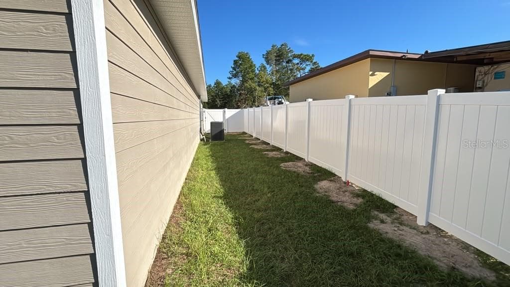 Newly installed Fence - 5192 SW 159 ST, OCALA
