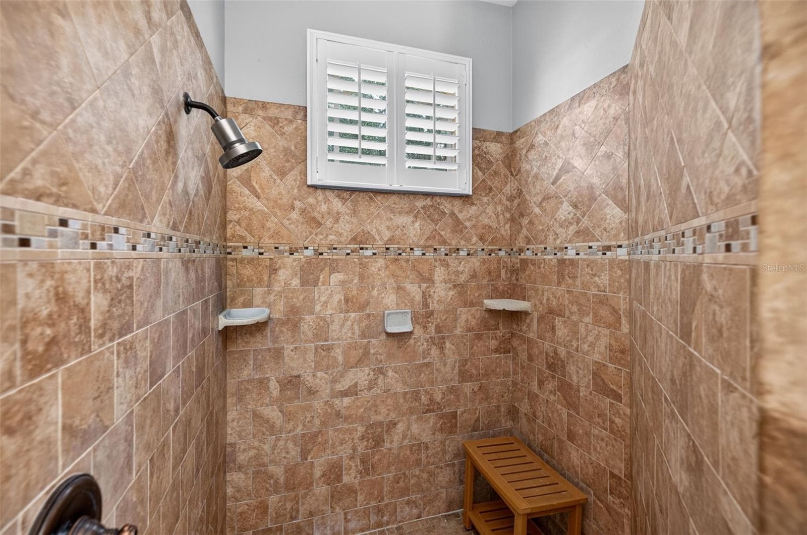 Single Family Residence at 15714 IBISRIDGE DR, LITHIA, photo 26 of 59