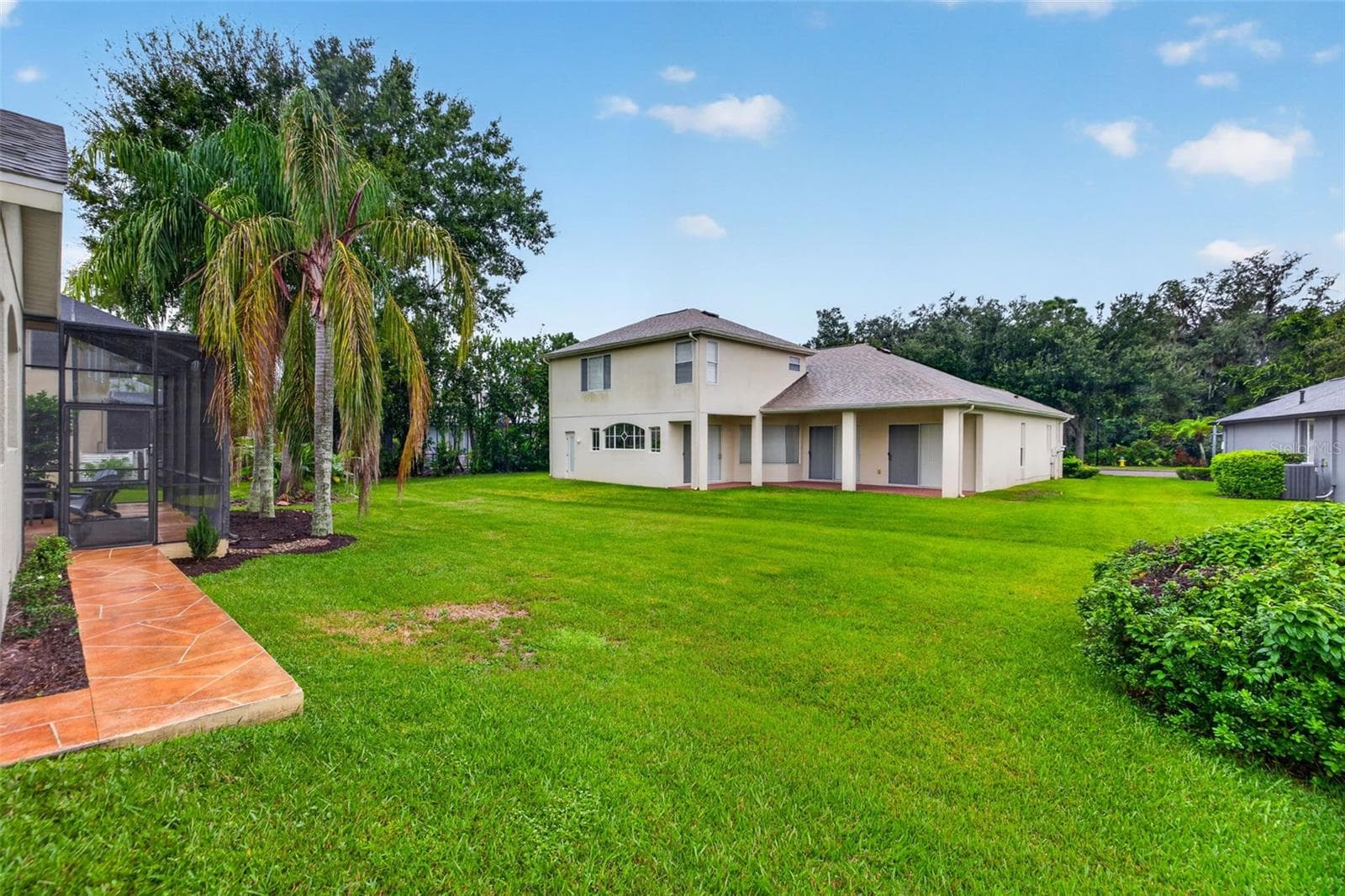 Single Family Residence at 15714 IBISRIDGE DR, LITHIA, photo 46 of 59