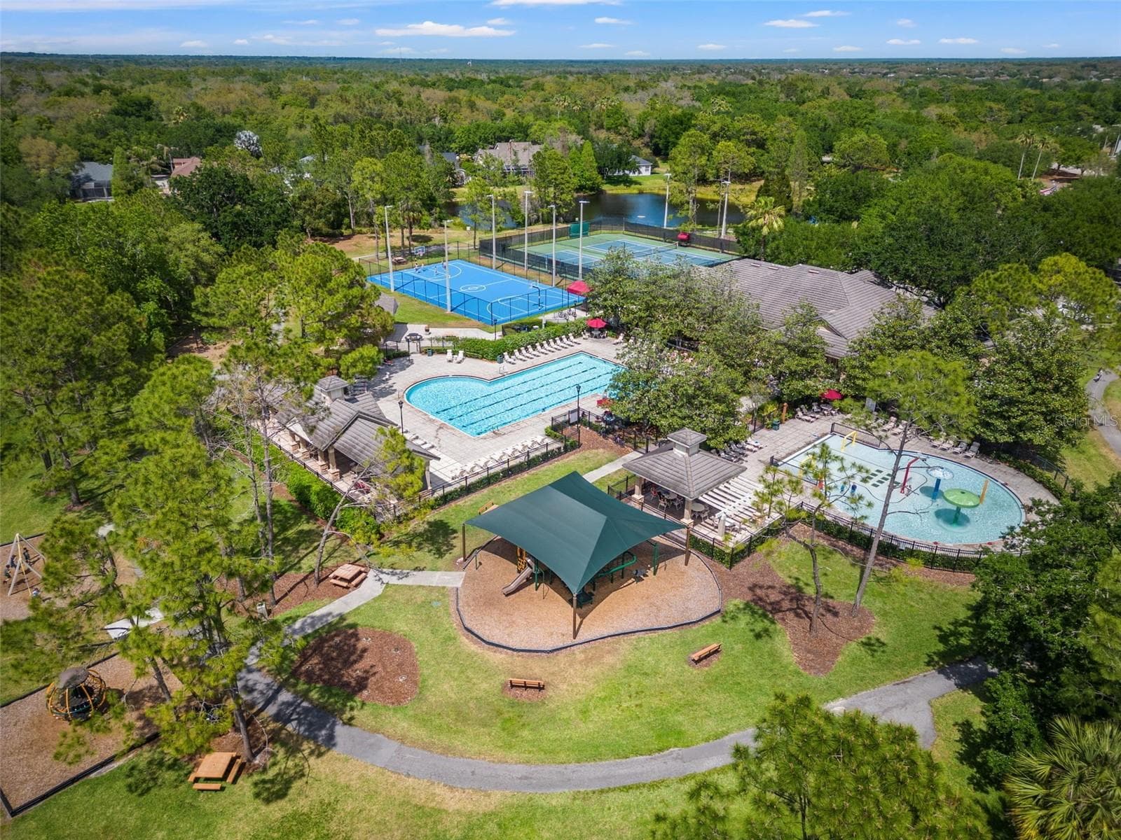 Single Family Residence at 15714 IBISRIDGE DR, LITHIA, photo 52 of 59