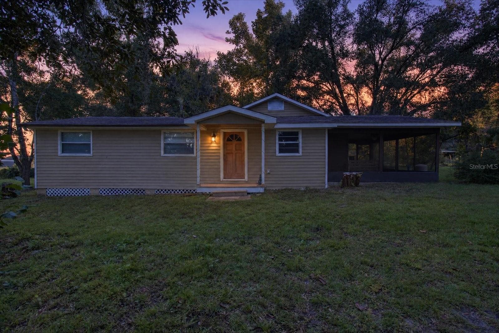 Single Family Residence at 10019 CURLEY RD, SAN ANTONIO, photo 7 of 77