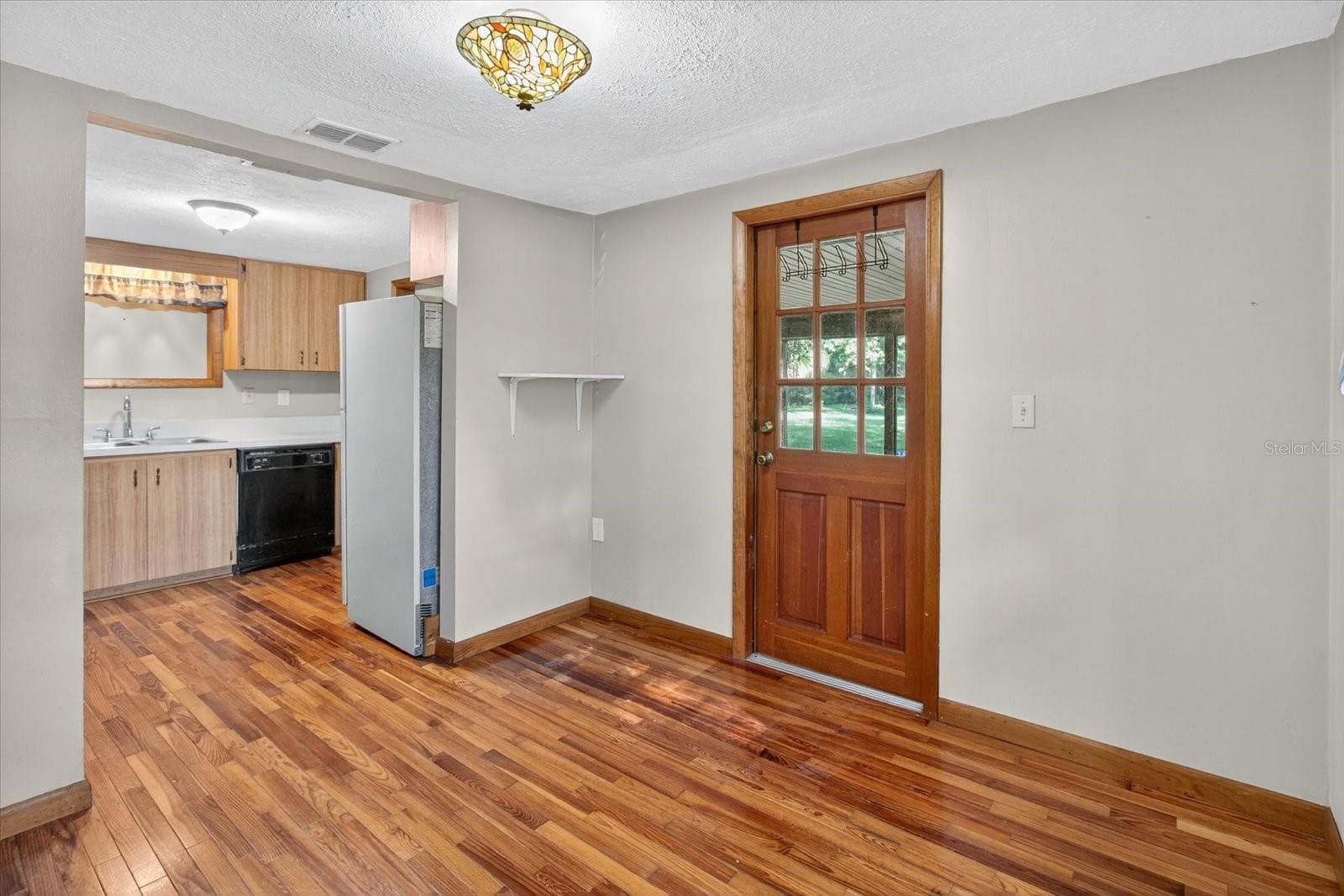 Single Family Residence at 10019 CURLEY RD, SAN ANTONIO, photo 17 of 77