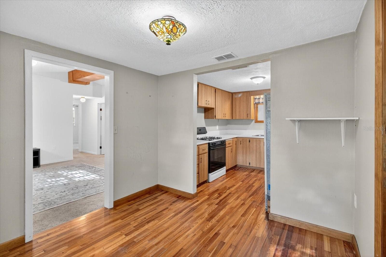 Single Family Residence at 10019 CURLEY RD, SAN ANTONIO, photo 19 of 77