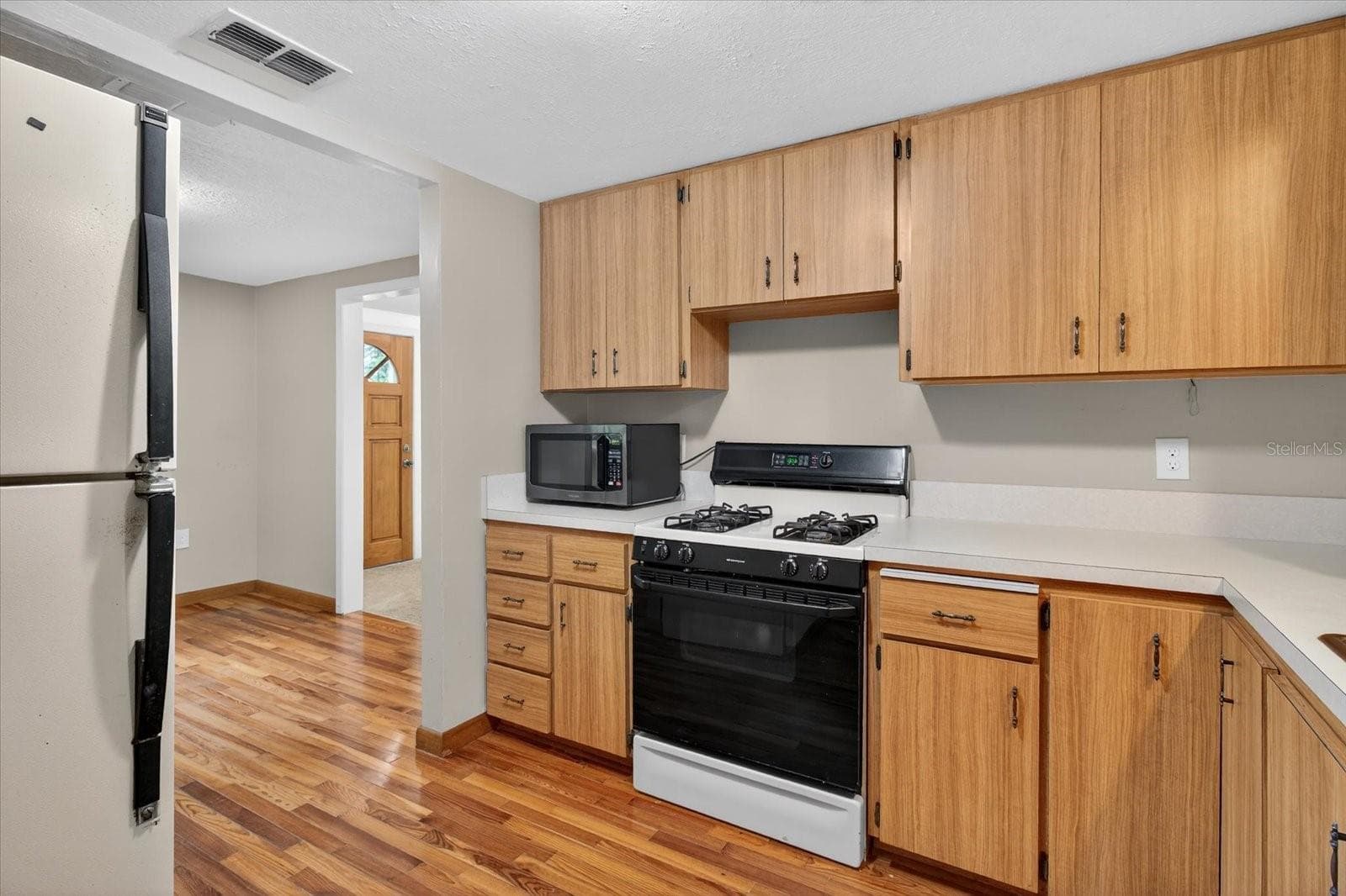Single Family Residence at 10019 CURLEY RD, SAN ANTONIO, photo 25 of 77