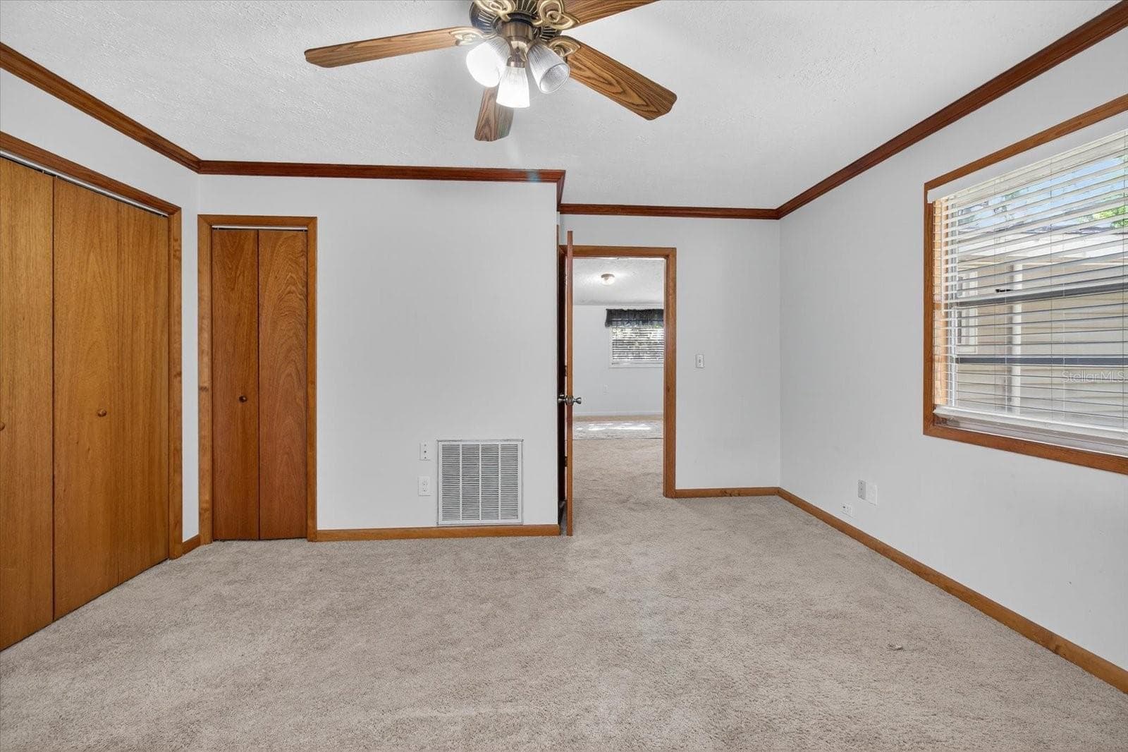 Single Family Residence at 10019 CURLEY RD, SAN ANTONIO, photo 33 of 77