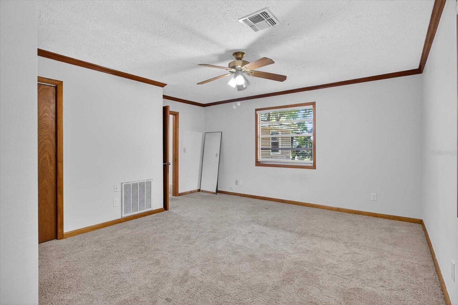 Single Family Residence at 10019 CURLEY RD, SAN ANTONIO, photo 34 of 77