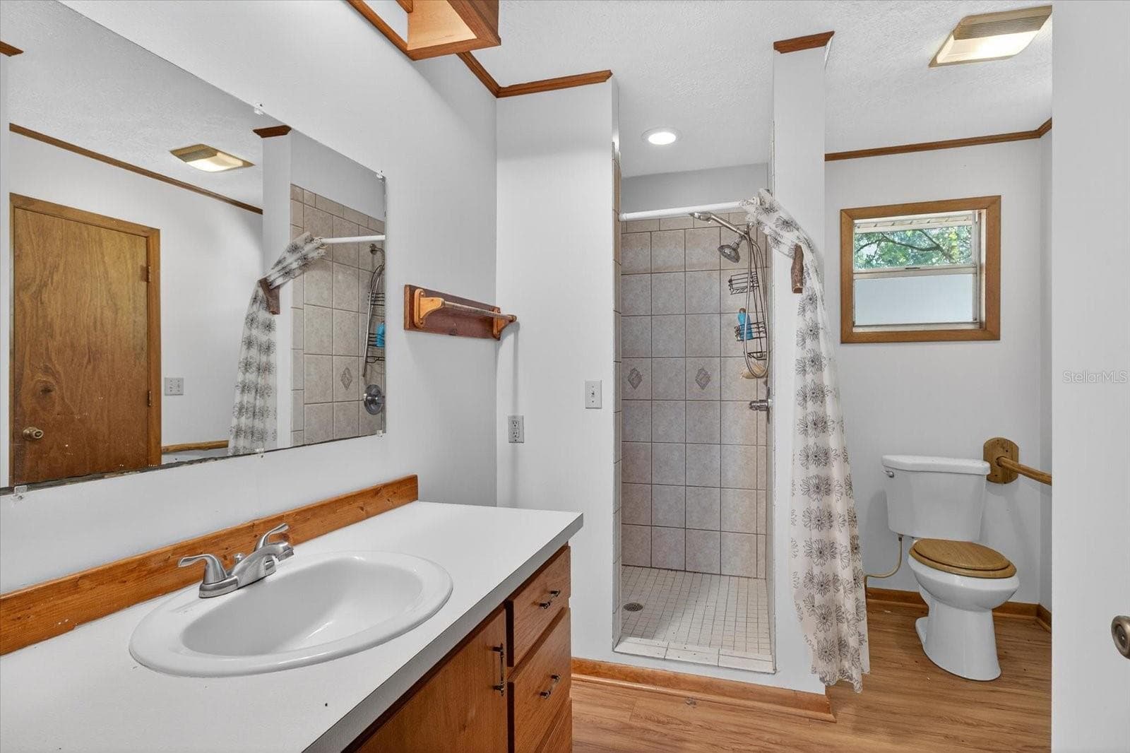 Single Family Residence at 10019 CURLEY RD, SAN ANTONIO, photo 37 of 77