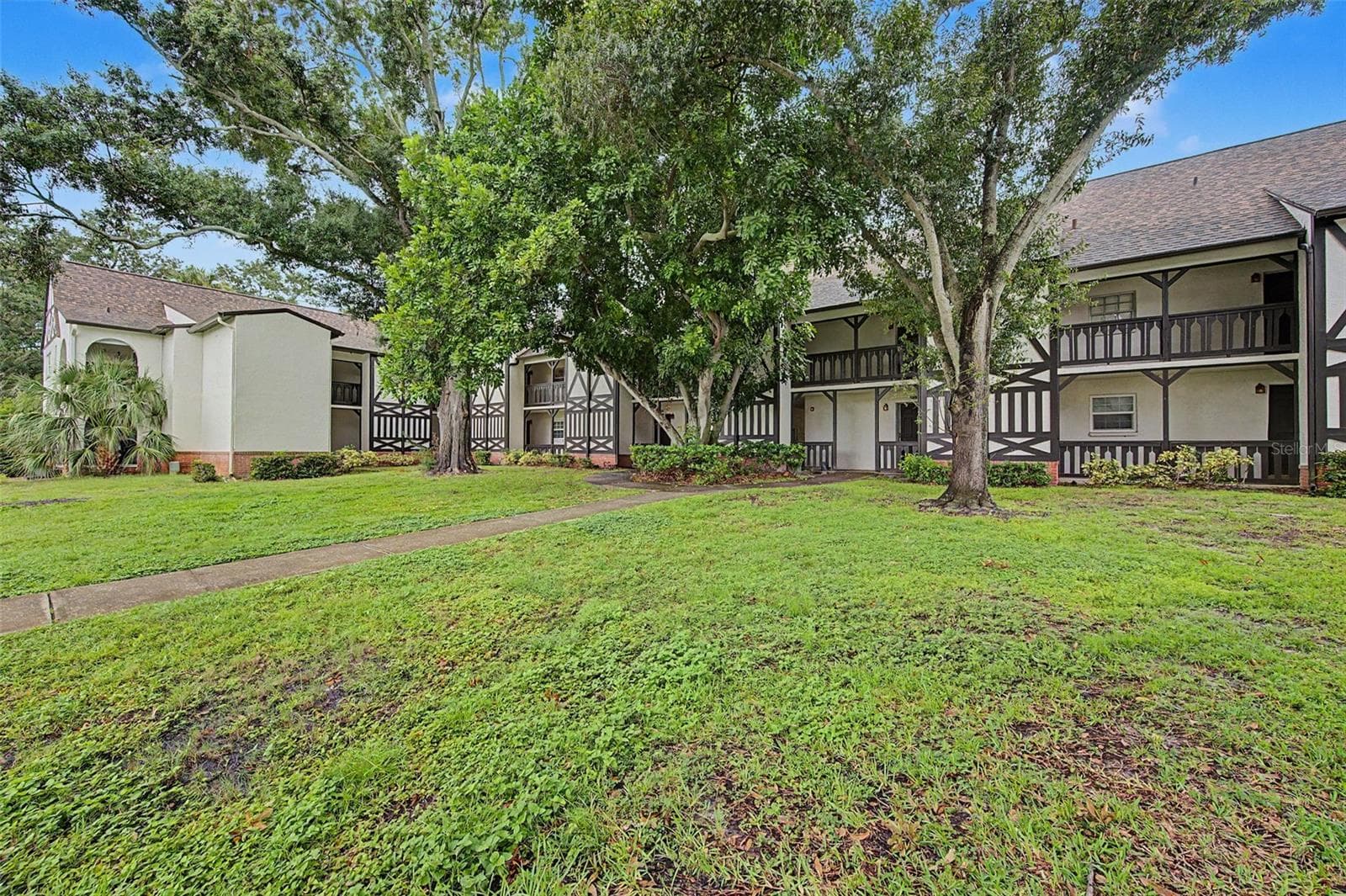 Condominium at 420 N BAYSHORE BLVD #104, CLEARWATER, photo 8 of 64