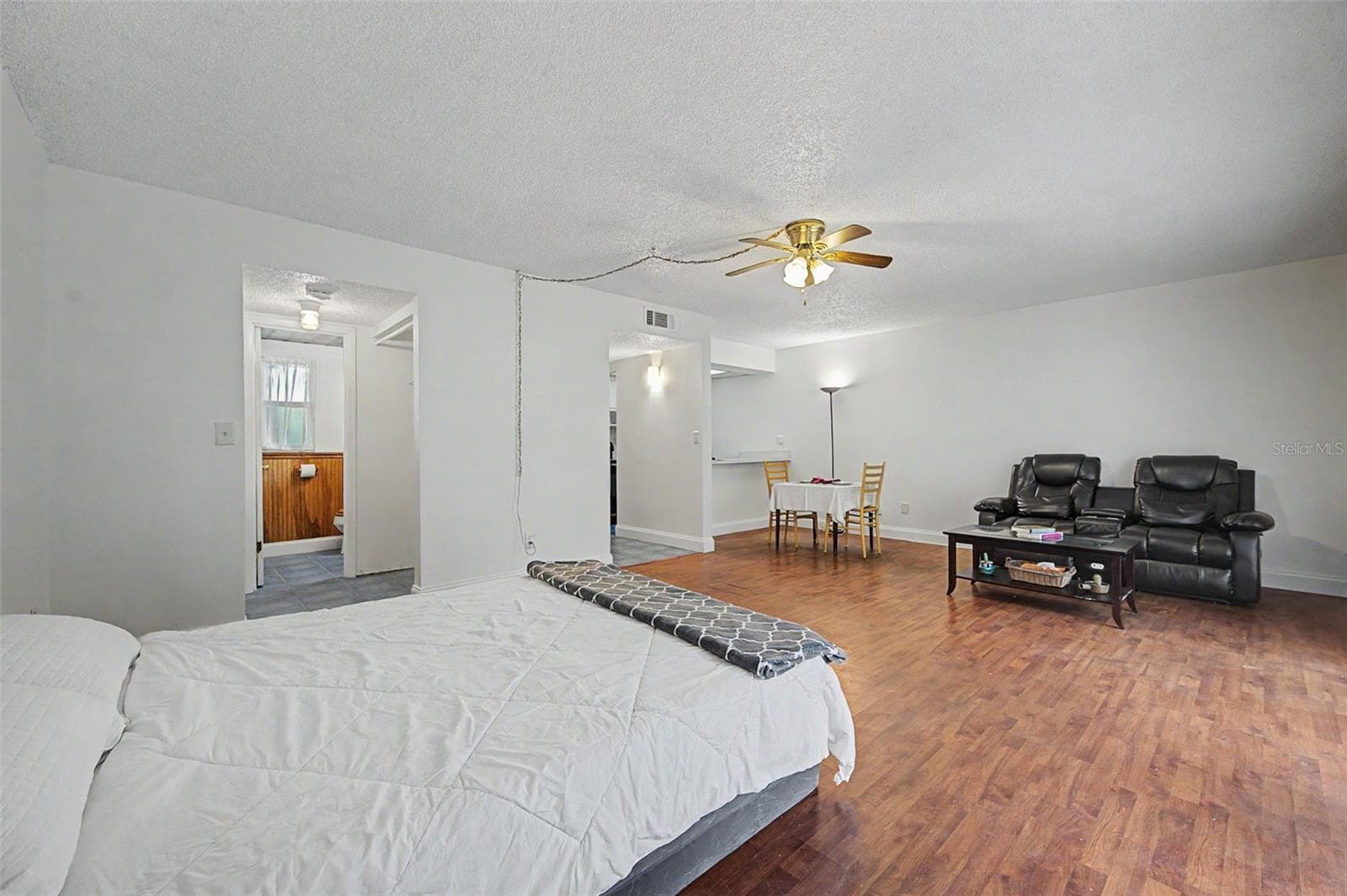 Condominium at 420 N BAYSHORE BLVD #104, CLEARWATER, photo 36 of 64