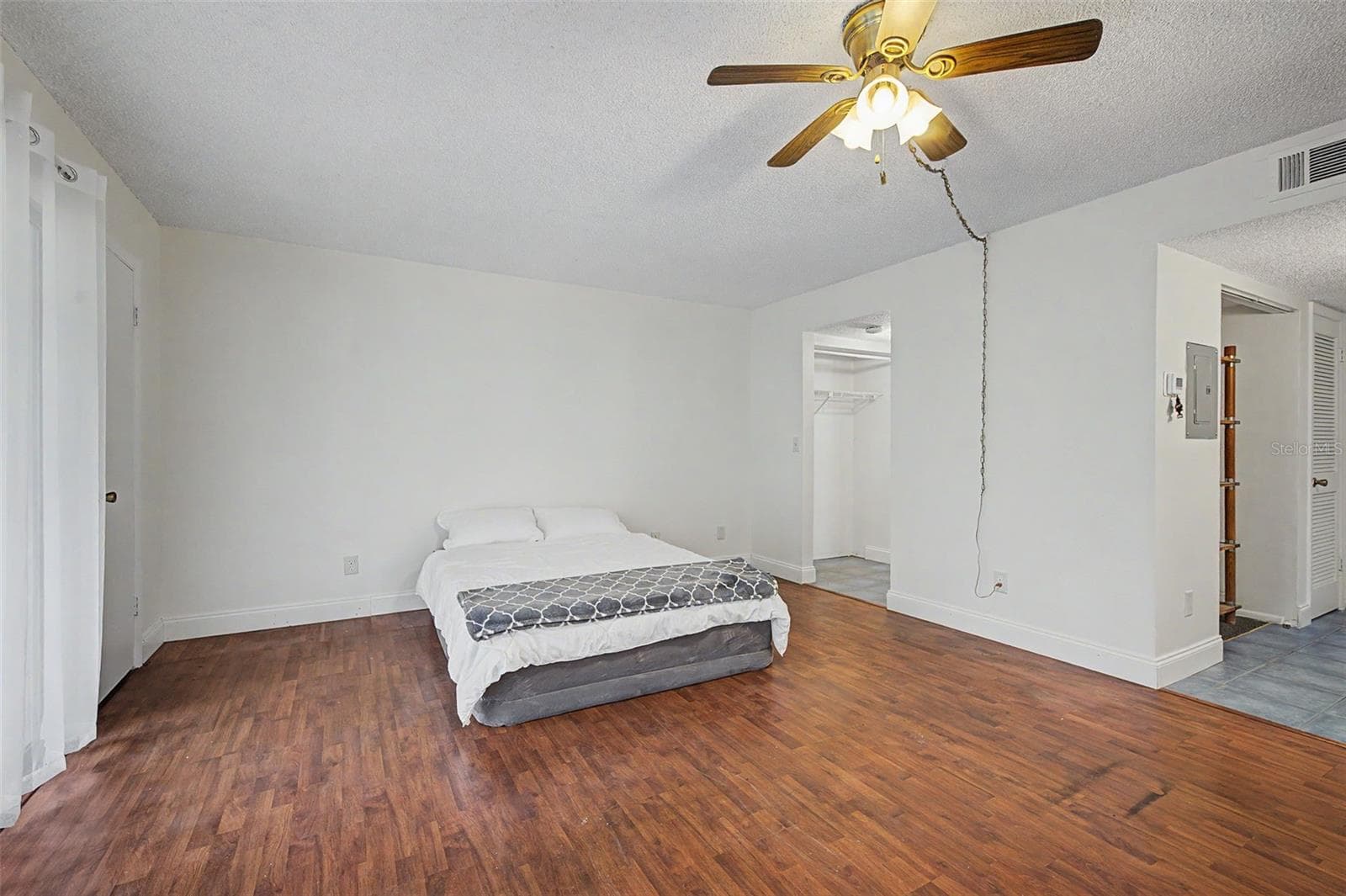 Condominium at 420 N BAYSHORE BLVD #104, CLEARWATER, photo 40 of 64