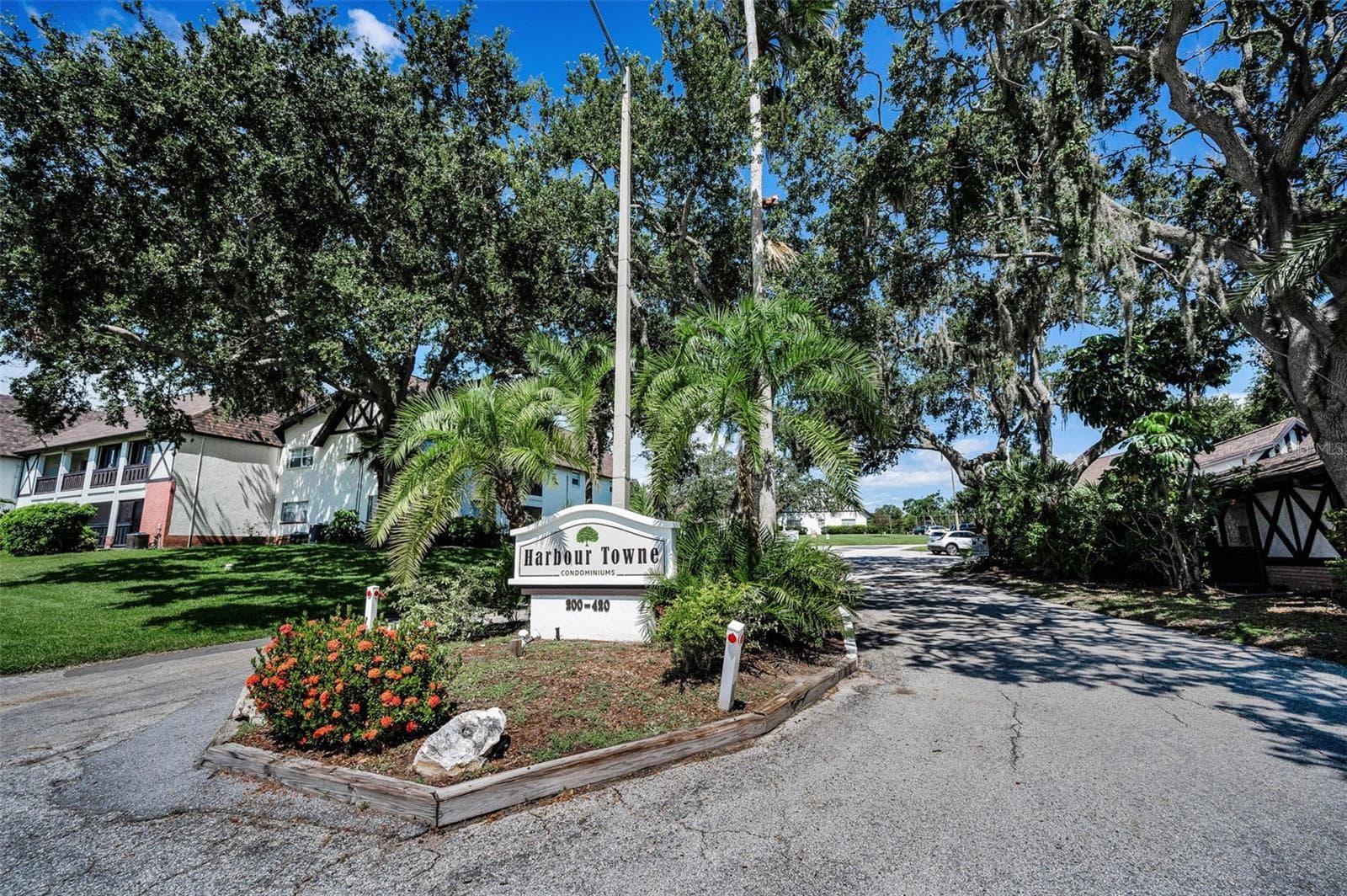 Condominium at 420 N BAYSHORE BLVD #104, CLEARWATER, photo 52 of 64