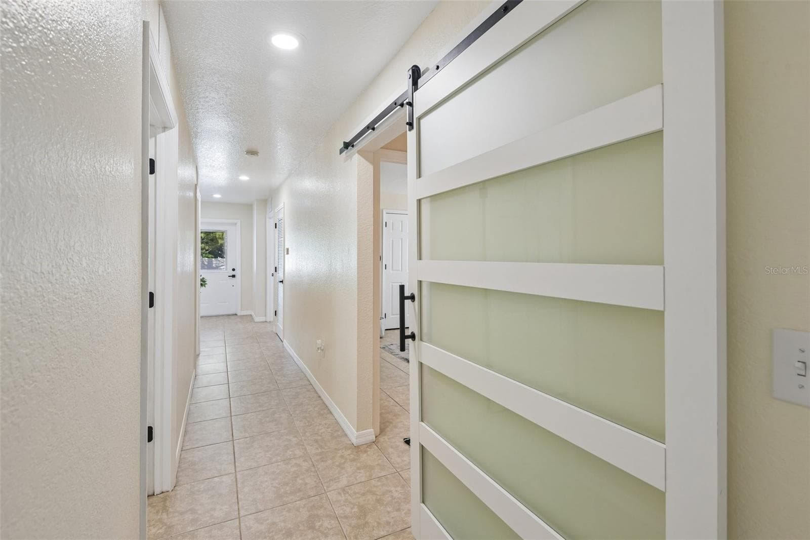 Single Family Residence at 1866 BETTY LN, CLEARWATER, photo 5 of 33